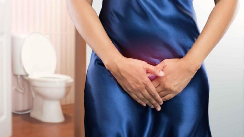 Cách khắc phục cô bé bị thâm an toàn, nên bắt đầu từ đâu? 4 Ma sát từ quần áo chật có thể làm vùng kín dễ kích ứng