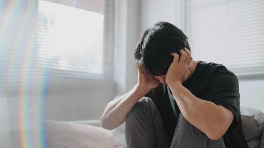 Rối loạn cương dương ở người trẻ do đâu và nên làm gì? 5 Vòng lặp lo âu và khó cương ở người trẻ